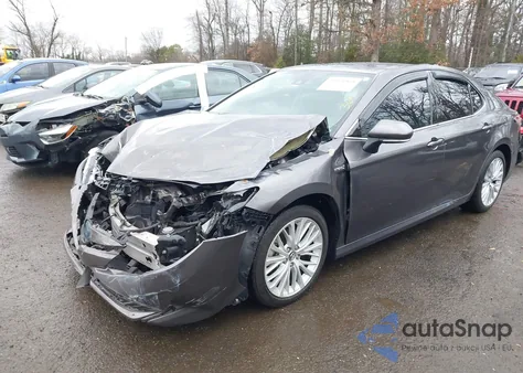 2019 Toyota Camry Hybrid Xle из США, поврежденный, VIN 4T1B21HK1KU516602